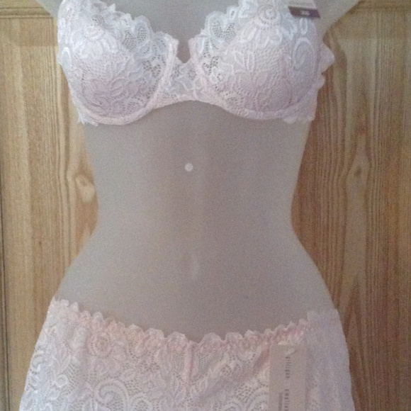 Lace Bra with Matching Boy Short - Picture 1 of 5